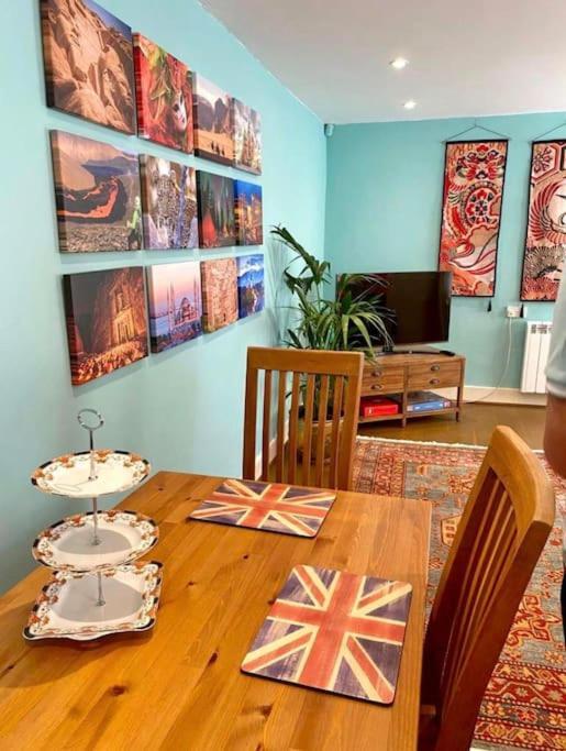 Traveller'S Rest - Cosy Cottage In Heart Of Wilton Salisbury Extérieur photo
